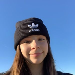 Meet your Posher, Rose elle